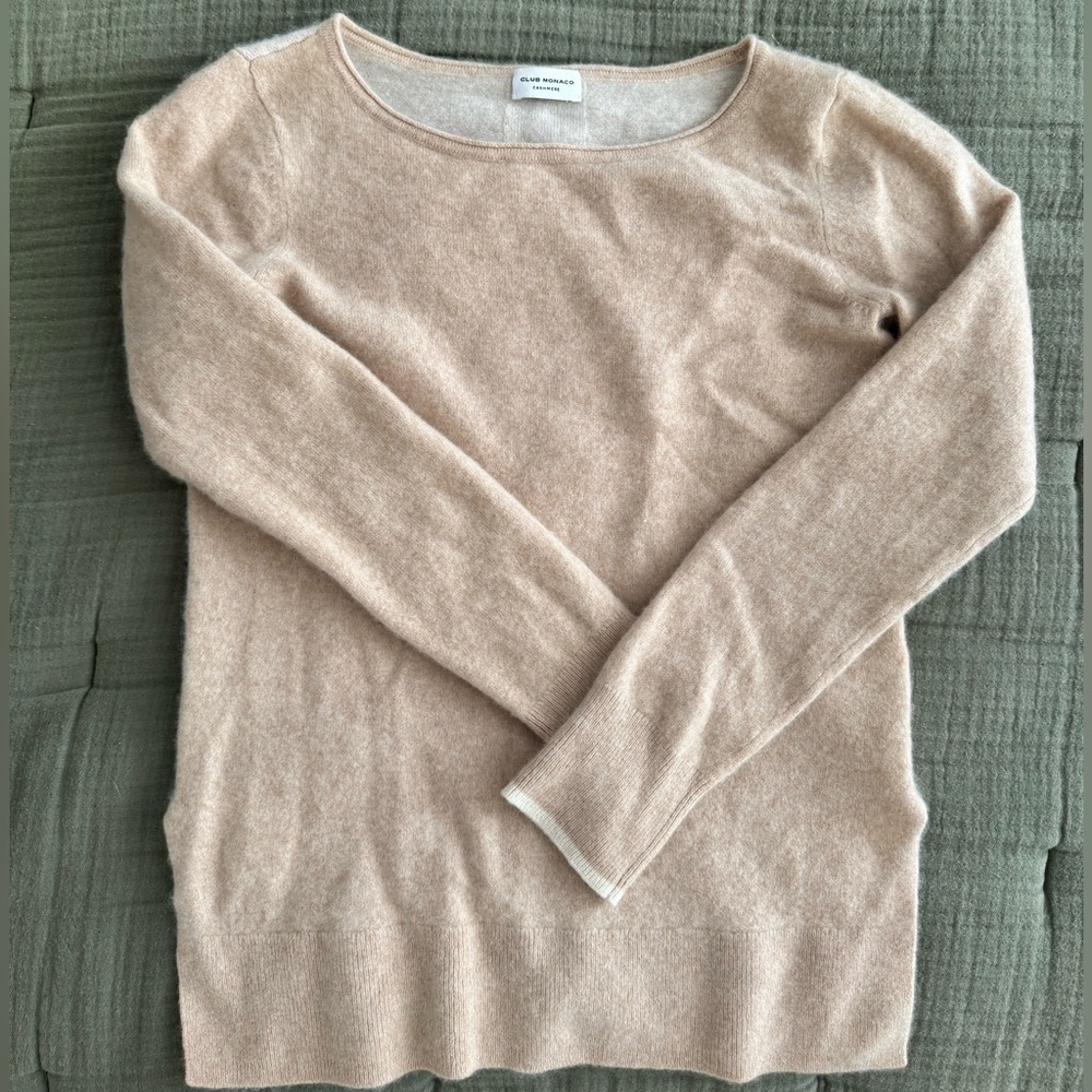Club Monaco Light Beige Cashmere Sweater